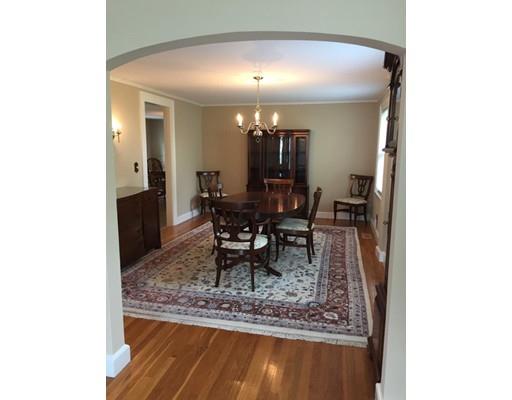 17 Emerson Pl, Needham, MA 02492 photo 4