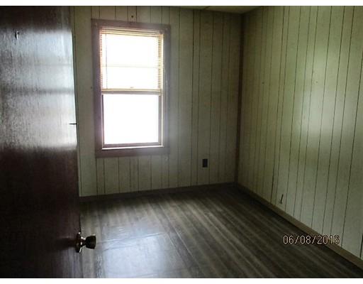 16 Maple St, Webster, MA 01570 photo 12