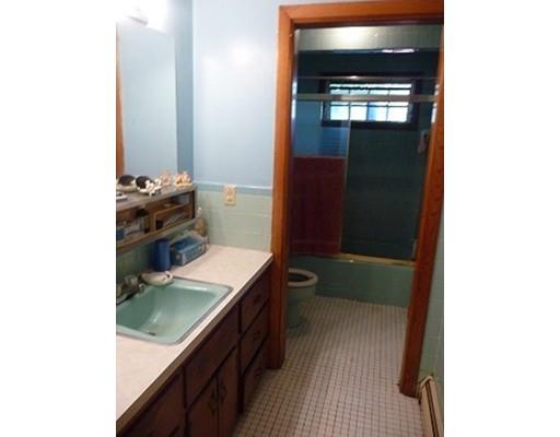323 E Haverhill, Lawrence, MA 01841 photo 15