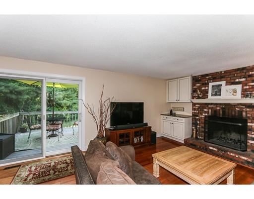 7 Mohawk Dr, Longmeadow, MA 01106 photo 12