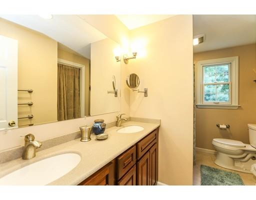7 Mohawk Dr, Longmeadow, MA 01106 photo 20