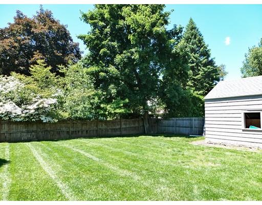 138 Gillette Ave, Springfield, MA 01118 photo 17