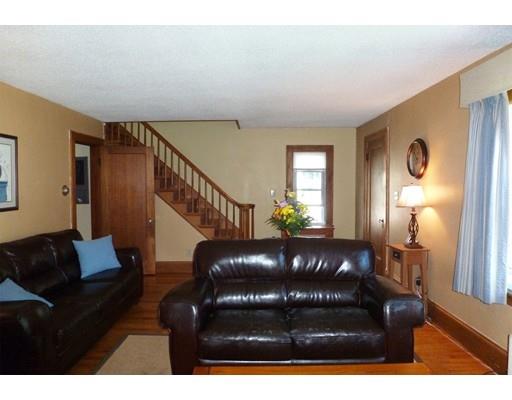 138 Gillette Ave, Springfield, MA 01118 photo 4