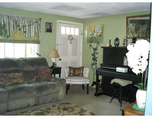 596 County Rd, West Wareham, MA 02576 photo 3