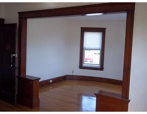 39 Butler St, Worcester, MA 01607 photo 2