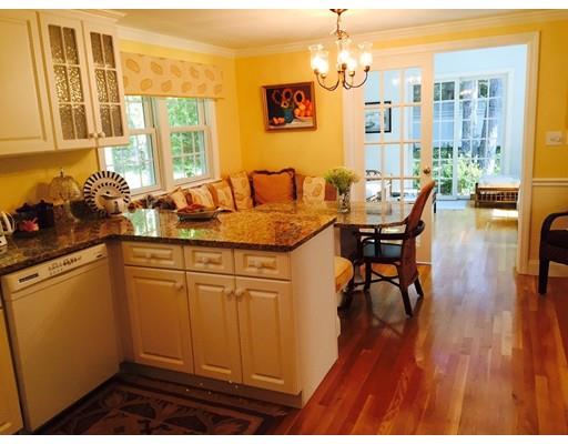 145 Glenneagle Dr, Mashpee, MA 02649 photo 4