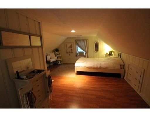 66 Roanoke Rd, Springfield, MA 01118 photo 8