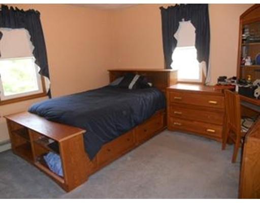 29 Jade Dr, Raynham, MA 02767 photo 5