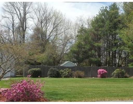 29 Jade Dr, Raynham, MA 02767 photo 2