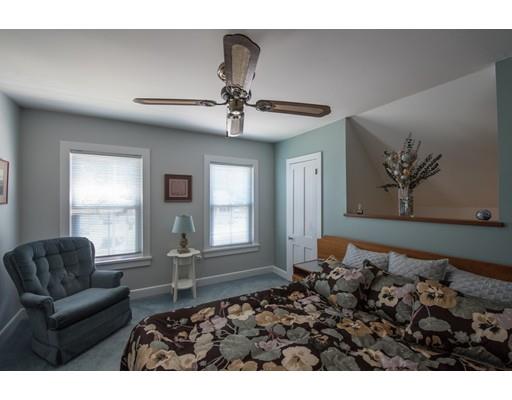 90 N Maple St, Florence, MA 01062 photo 16