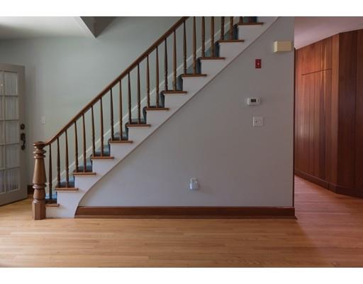 90 N Maple St, Florence, MA 01062 photo 17