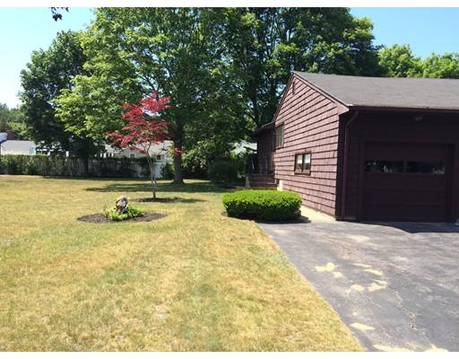 5 Mclean Rd, Saugus, MA 01906 photo 2