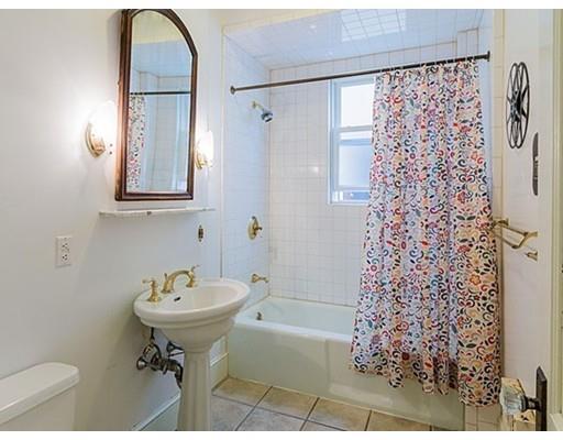 189 Rawson Rd #1, Brookline, MA 02445 photo 16