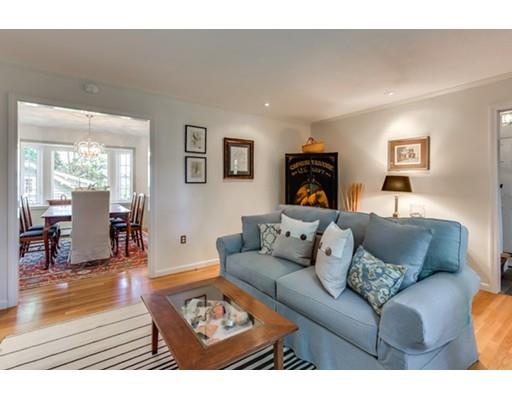 12 Edgemere Rd, Marblehead, MA 01945 photo 6