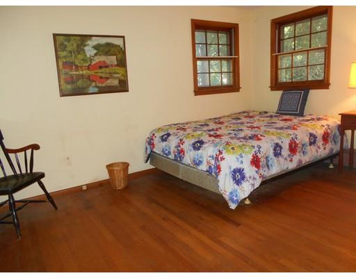 209 Forest Hills Rd, Springfield, MA 01128 photo 8