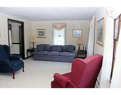 2 Stagecoach Rd, Hingham, MA 02043 photo 5