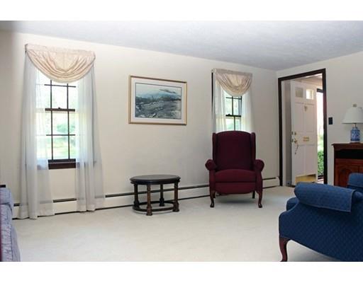 2 Stagecoach Rd, Hingham, MA 02043 photo 4