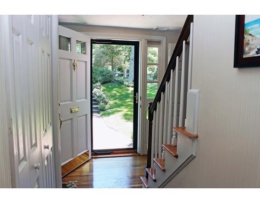2 Stagecoach Rd, Hingham, MA 02043 photo 3