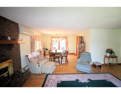11 Ryan Rd, Gloucester, MA 01930 photo 3
