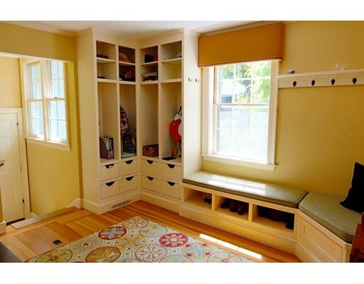 34 Brown St, Marblehead, MA 01945 photo 11