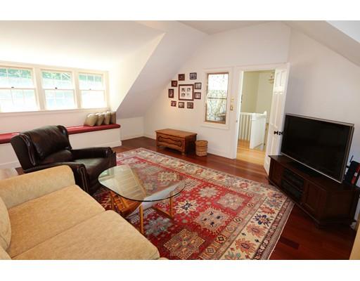 34 Brown St, Marblehead, MA 01945 photo 9