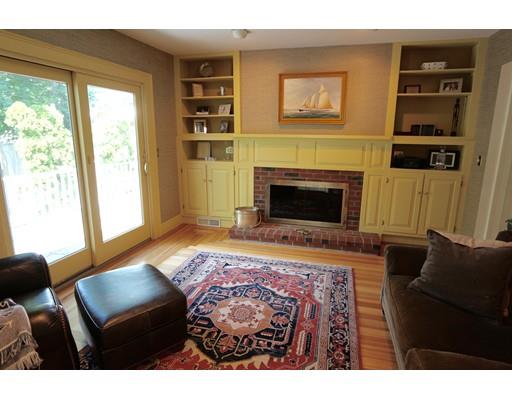 34 Brown St, Marblehead, MA 01945 photo 7