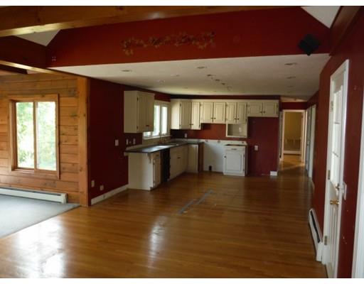 10 Rich Rd, Sutton, MA 01590 photo 4