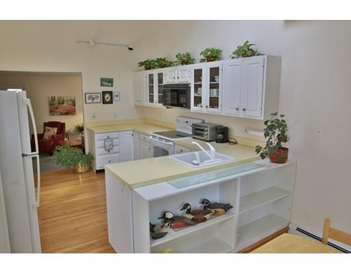 73 Holly St, Gloucester, MA 01930 photo 17