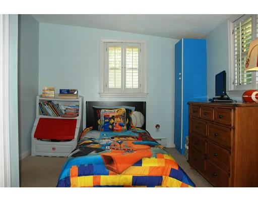 7 Spruce St, Halifax, MA 02338 photo 7