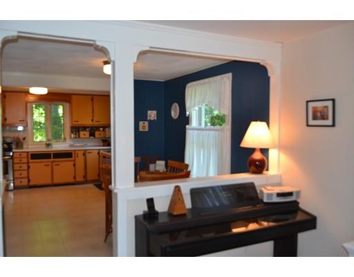 119 Winthrop Ave, Reading, MA 01867 photo 9