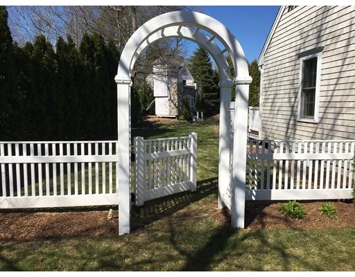 9 Regatta Dr, Mashpee, MA 02649 photo 2