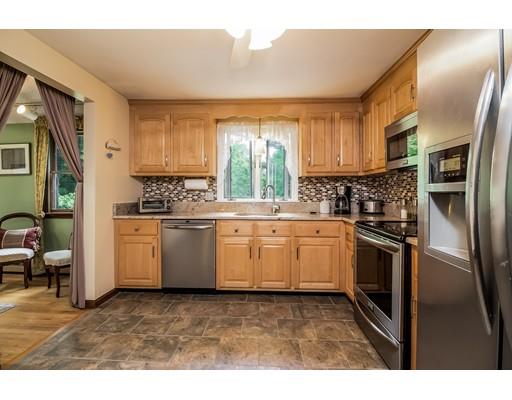 12 Rustic Dr, Mansfield, MA 02048 photo 10