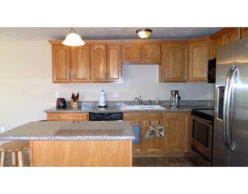 31 Honeysuckle Rd, Worcester, MA 01613 photo 8