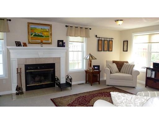 31 Honeysuckle Rd, Worcester, MA 01613 photo 4