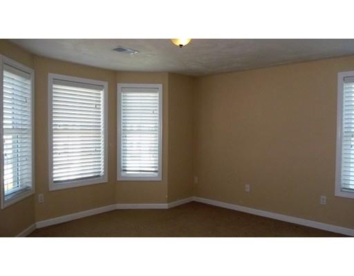 31 Honeysuckle Rd, Worcester, MA 01613 photo 14