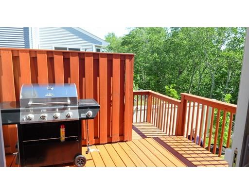 31 Honeysuckle Rd, Worcester, MA 01613 photo 9
