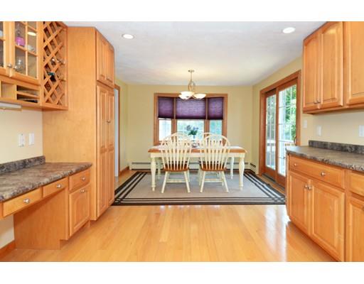 14 Tomahawk Ln, Danvers, MA 01923 photo 9
