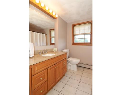 14 Tomahawk Ln, Danvers, MA 01923 photo 13