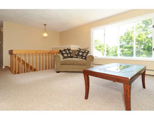 14 Tomahawk Ln, Danvers, MA 01923 photo 5