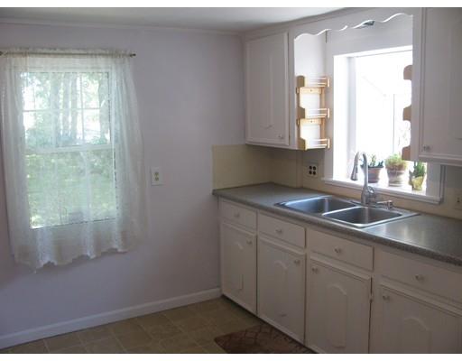 73 Davis St, Springfield, MA 01104 photo 7
