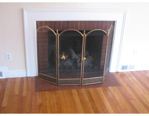 73 Davis St, Springfield, MA 01104 photo 5