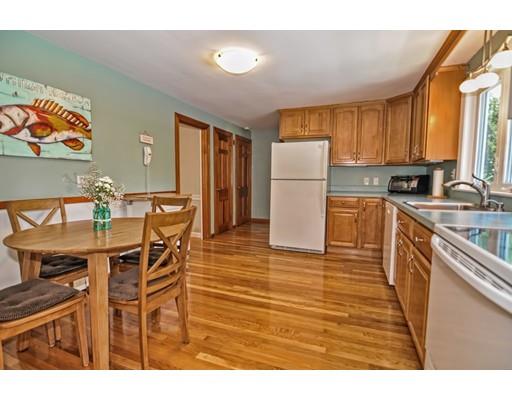 274 Common St, Walpole, MA 02081 photo 4