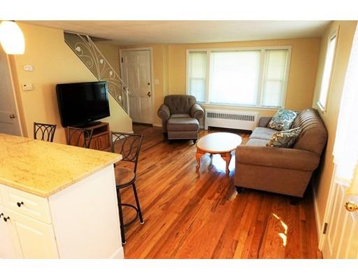 11 Krochmal Rd, Peabody, MA 01960 photo 8