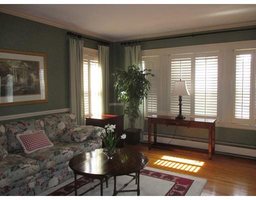 47 Centre St, Winthrop, MA 02152 photo 8