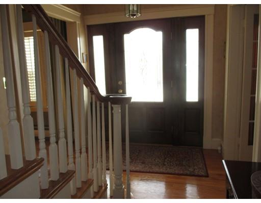 47 Centre St, Winthrop, MA 02152 photo 2