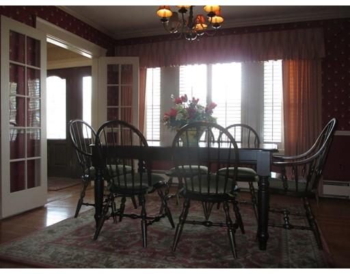 47 Centre St, Winthrop, MA 02152 photo 5