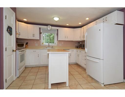 124 Hull St, Beverly, MA 01915 photo 14
