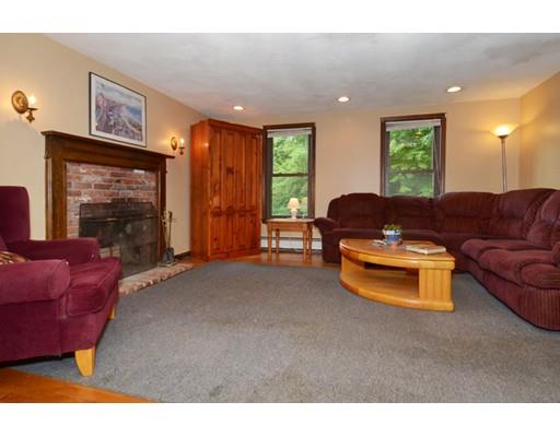 124 Hull St, Beverly, MA 01915 photo 7