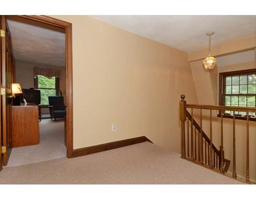 124 Hull St, Beverly, MA 01915 photo 12