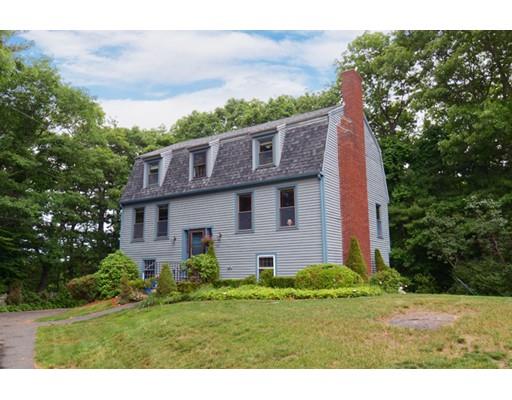 124 Hull St, Beverly, MA 01915 photo 2
